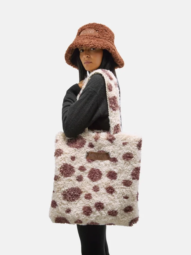 Brown Furry Tote Bag Brown Furry Tote Bag