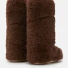 Icon Dark Brown Curly Extra Boots